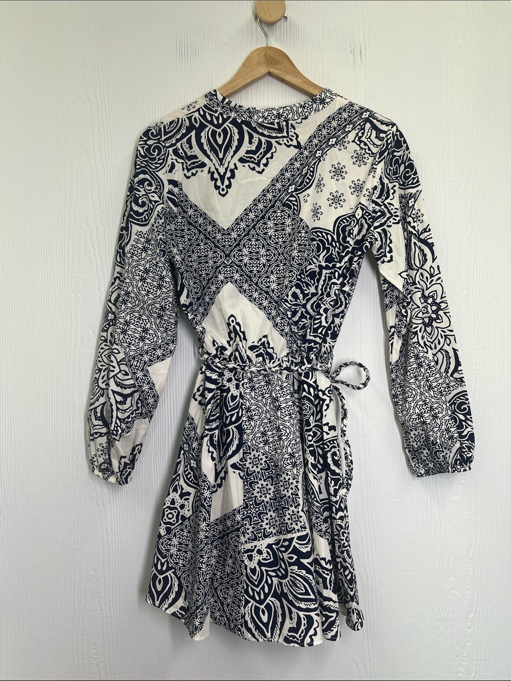 Zara - Navy White Floral Medallion Print Long Sleeve Belted Mini Dress Size Sm - Picture 9 of 10